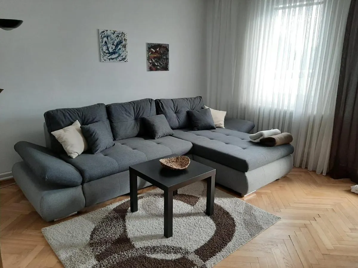 Haus Apricum - Schoen Wohnen & Gratis Parken Vienna 0*,  Austria