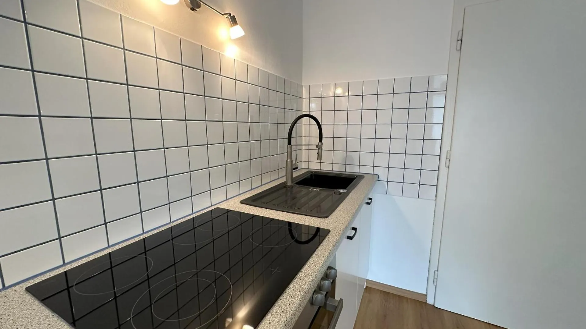 Apartment Haus Apricum - Schoen Wohnen & Gratis Parken Vienna