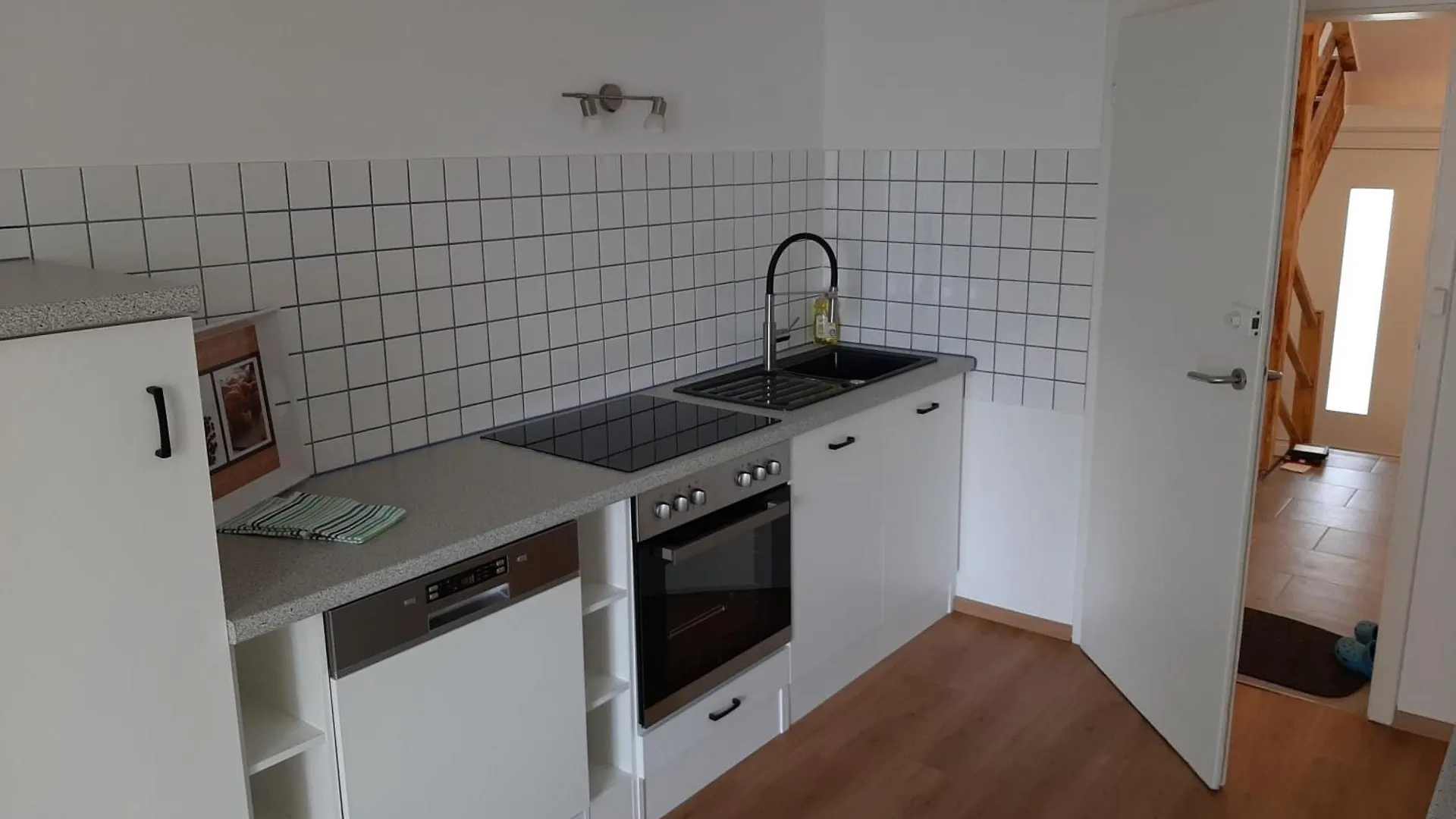 Apartment Haus Apricum - Schoen Wohnen & Gratis Parken Vienna